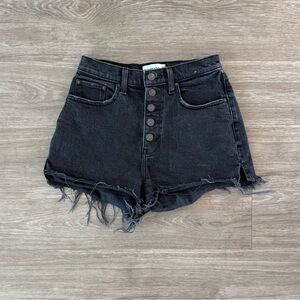Abercrombie & Fitch Curve Love High Rise Mom Short in Washed Black, Size 0/25